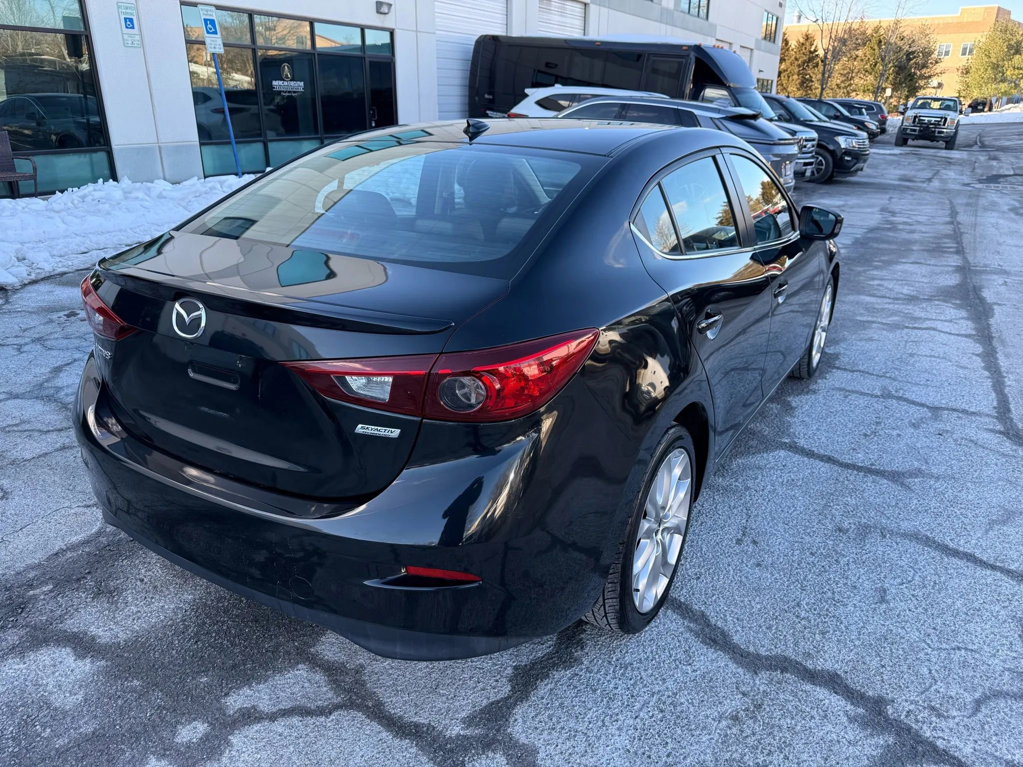 Used 2015 MAZDA MAZDA3 s Touring image 4