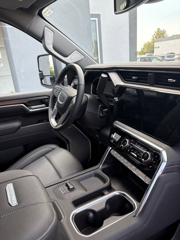 New 2025 GMC Sierra 2500 Denali w/ Max Trailering Package image 36