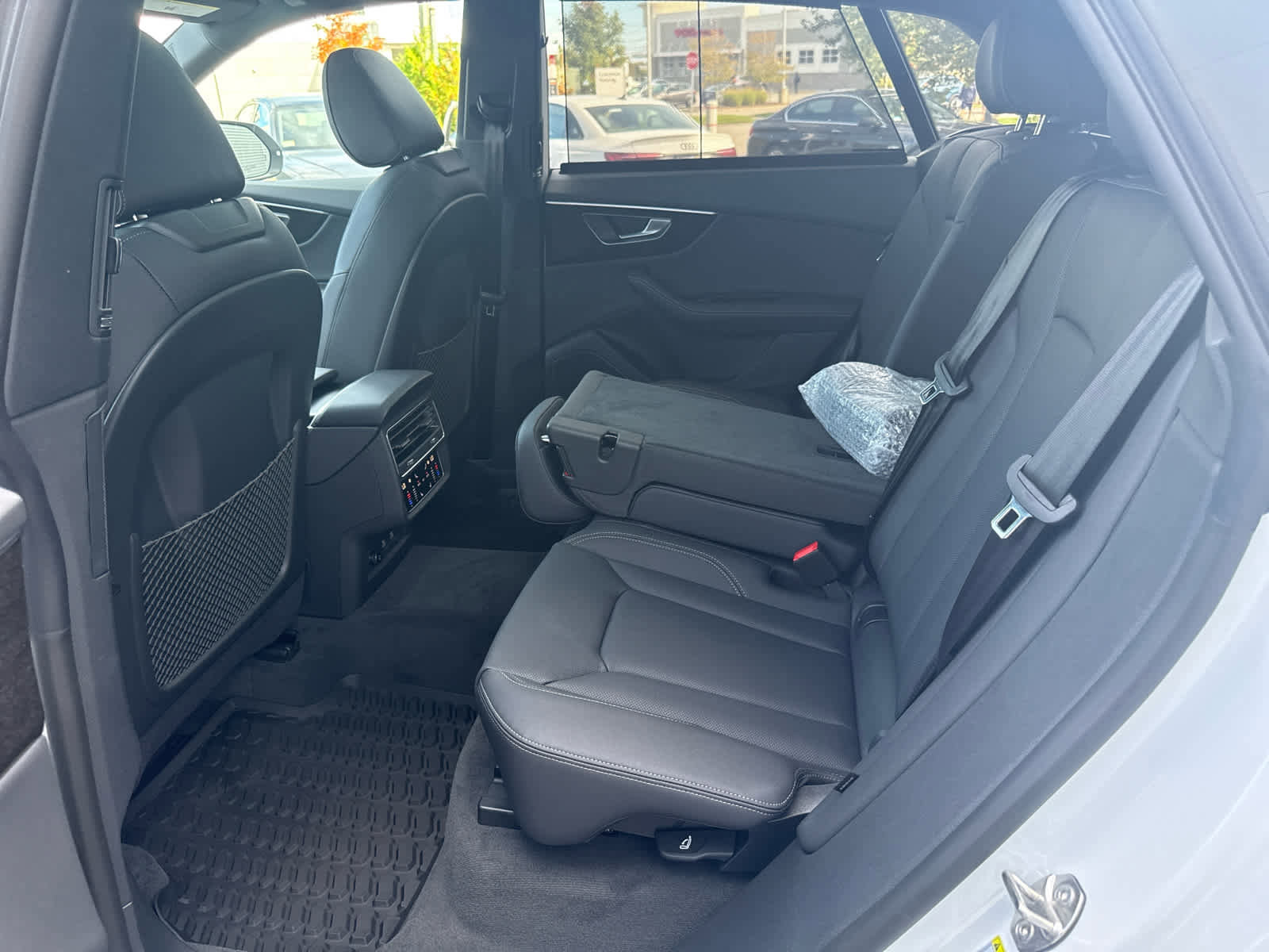 New 2026 Audi Q8 Premium Plus image 26