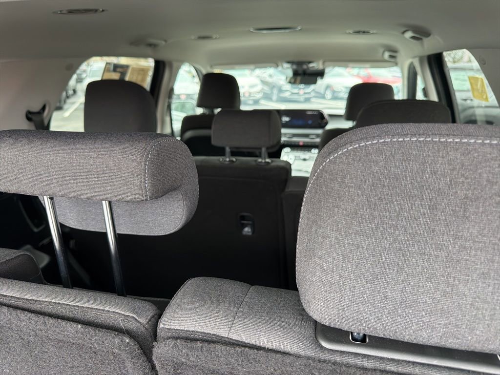 Used 2023 Hyundai Palisade SE w/ Cargo Package image 38