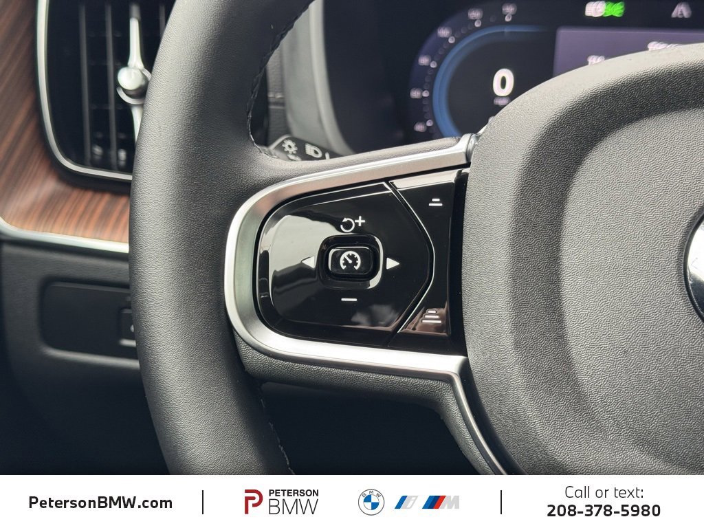 Used 2024 Volvo XC60 B5 Ultimate w/ Protection Package Premier image 22