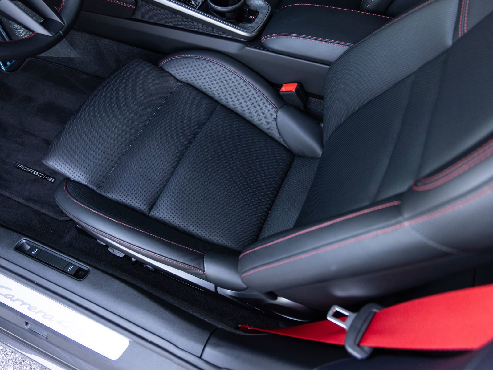 Certified 2024 Porsche 911 Carrera 4S AWD/4WD image 20