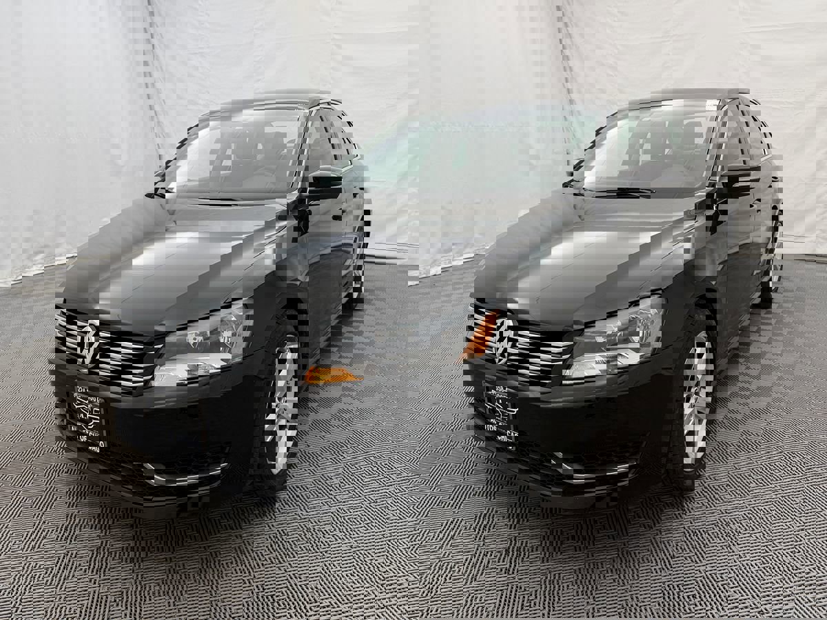 Used 2013 Volkswagen Passat 2.5 SE image 2