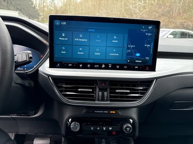 Used 2025 Ford Escape Platinum image 55