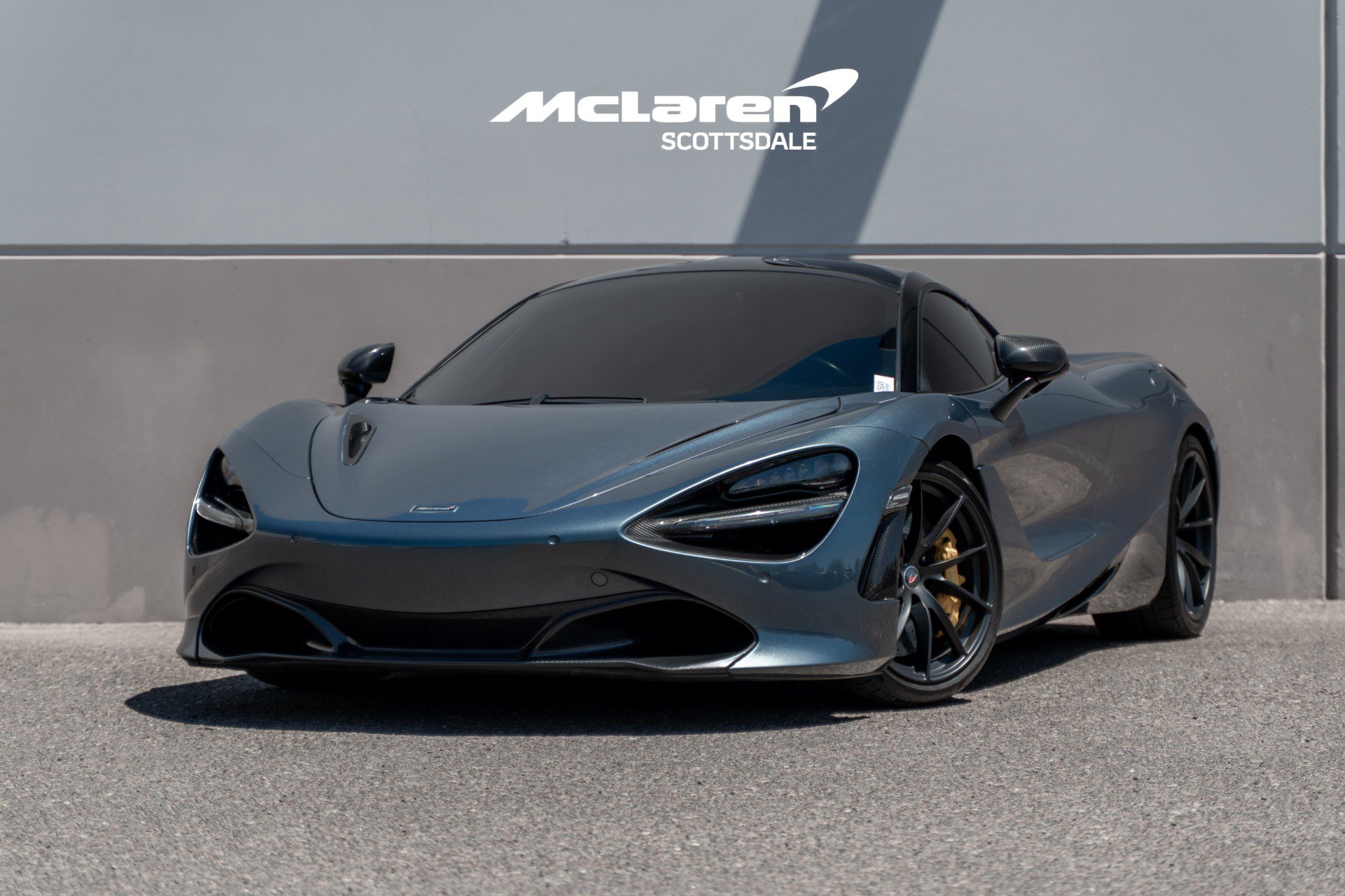 Used 2018 McLaren 720S Performance RWD image 2