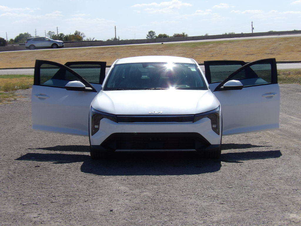 Certified 2025 Kia K4 EX FWD image 20