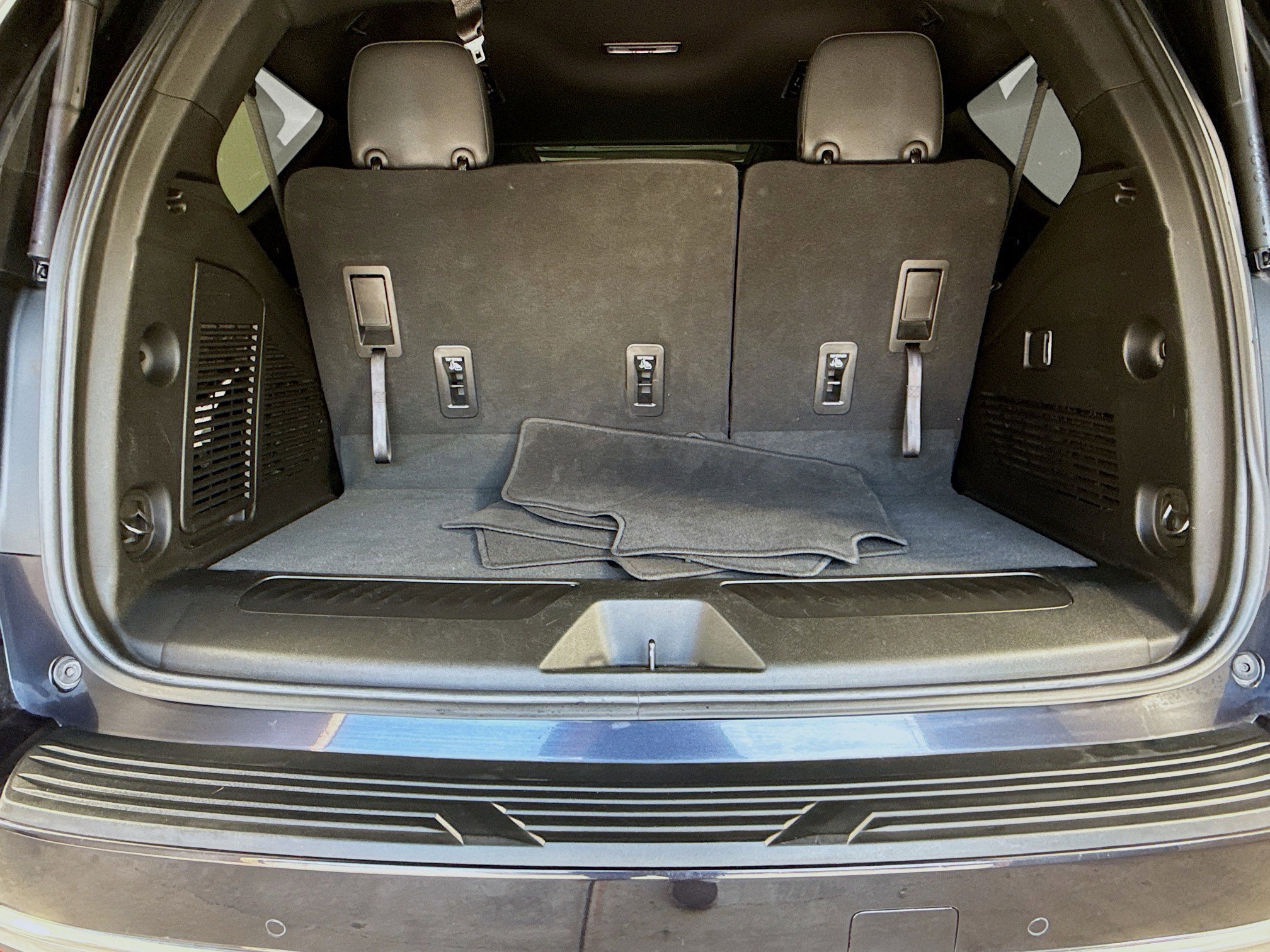 Used 2023 Chevrolet Tahoe LT RWD image 28