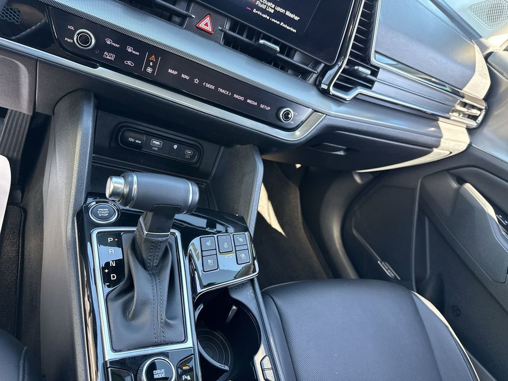 Used 2023 Kia Sportage SX image 14