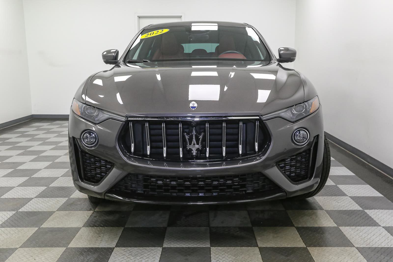 Used 2022 Maserati Levante GT image 3
