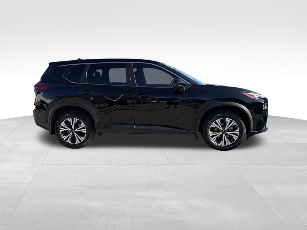 Used 2022 Nissan Rogue SV FWD image 9
