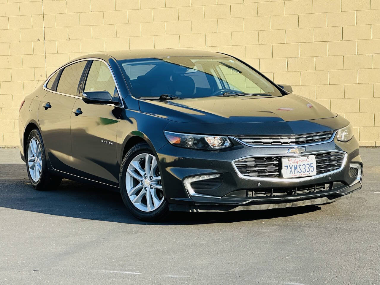 Used 2017 Chevrolet Malibu Hybrid w/ Driver Confidence Package FWD image 1