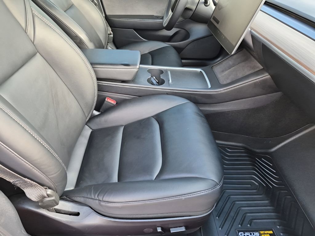 Used 2021 Tesla Model 3 Standard Range Plus image 16