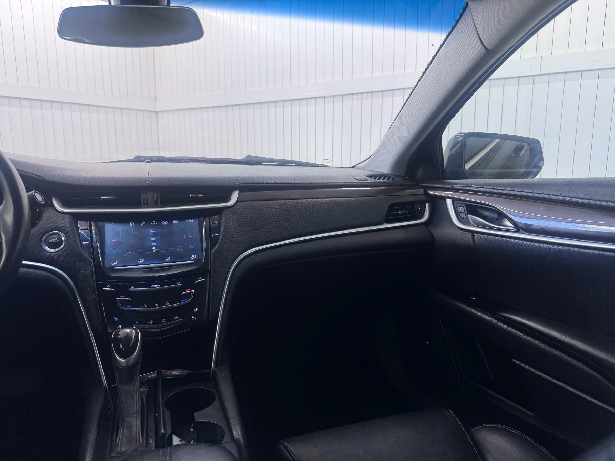 Used 2017 Cadillac XTS Luxury FWD image 16