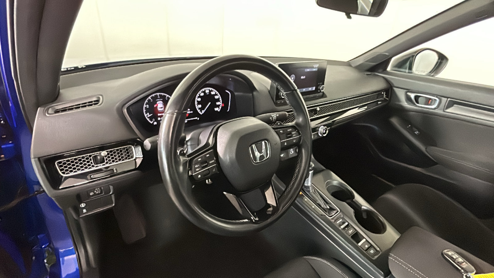 Used 2022 Honda Civic Sport image 15
