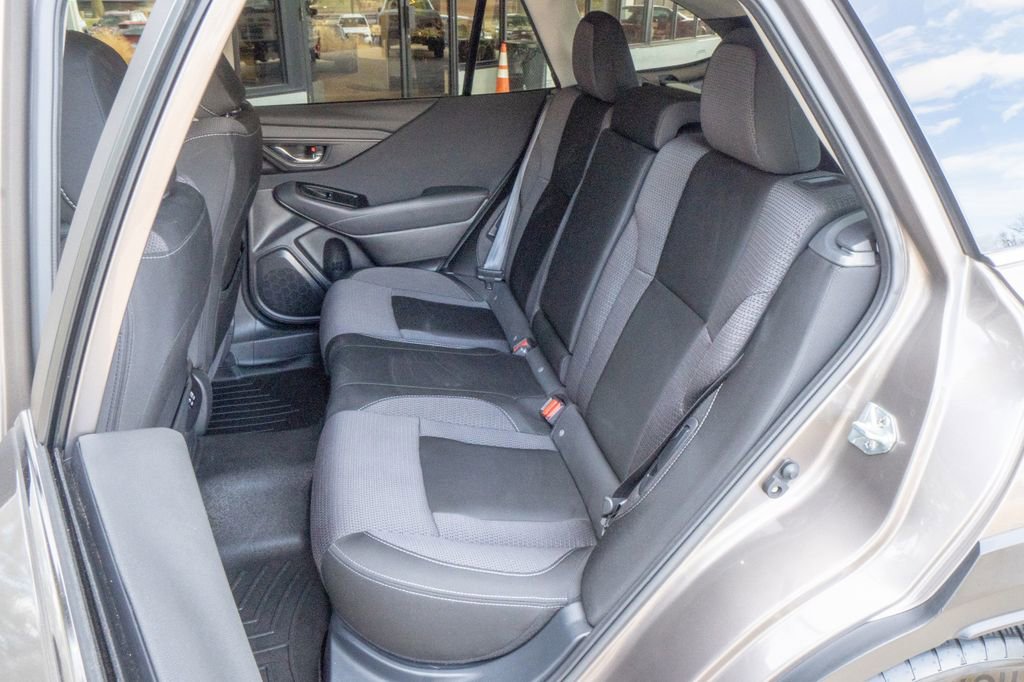 Certified 2024 Subaru Outback Premium image 17