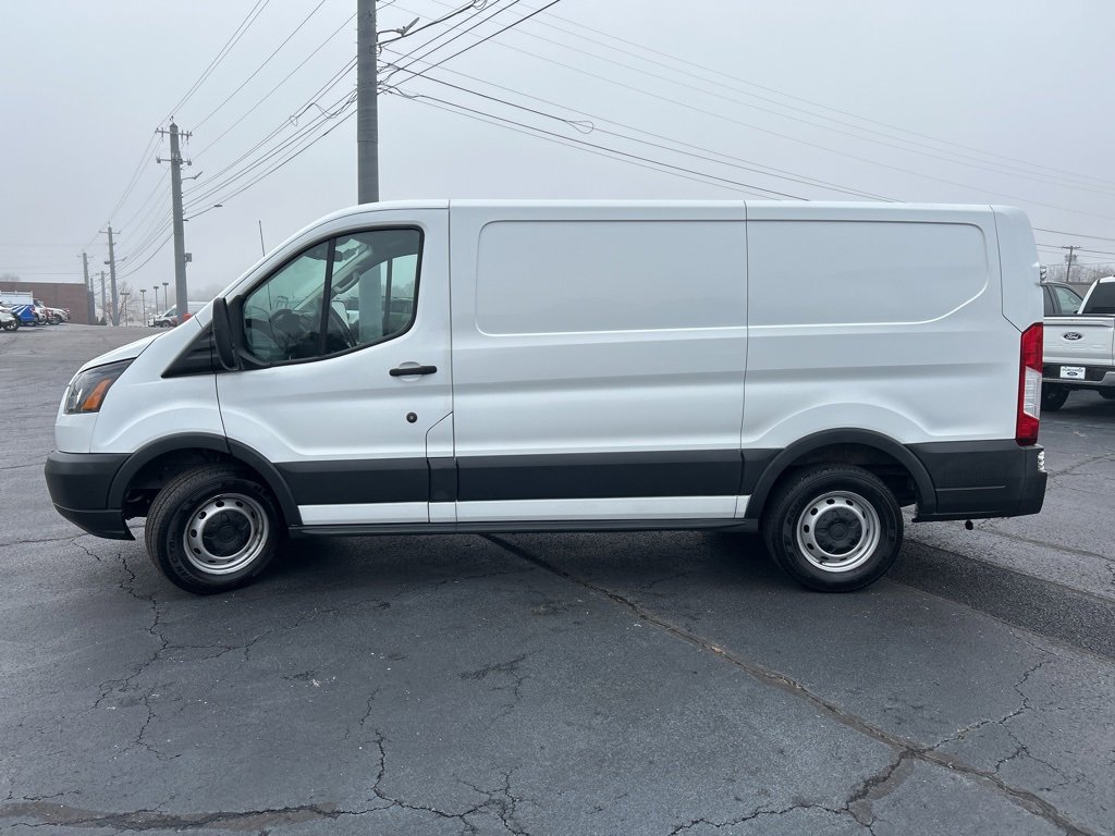 Used 2018 Ford Transit 150 130 Low Roof image 4