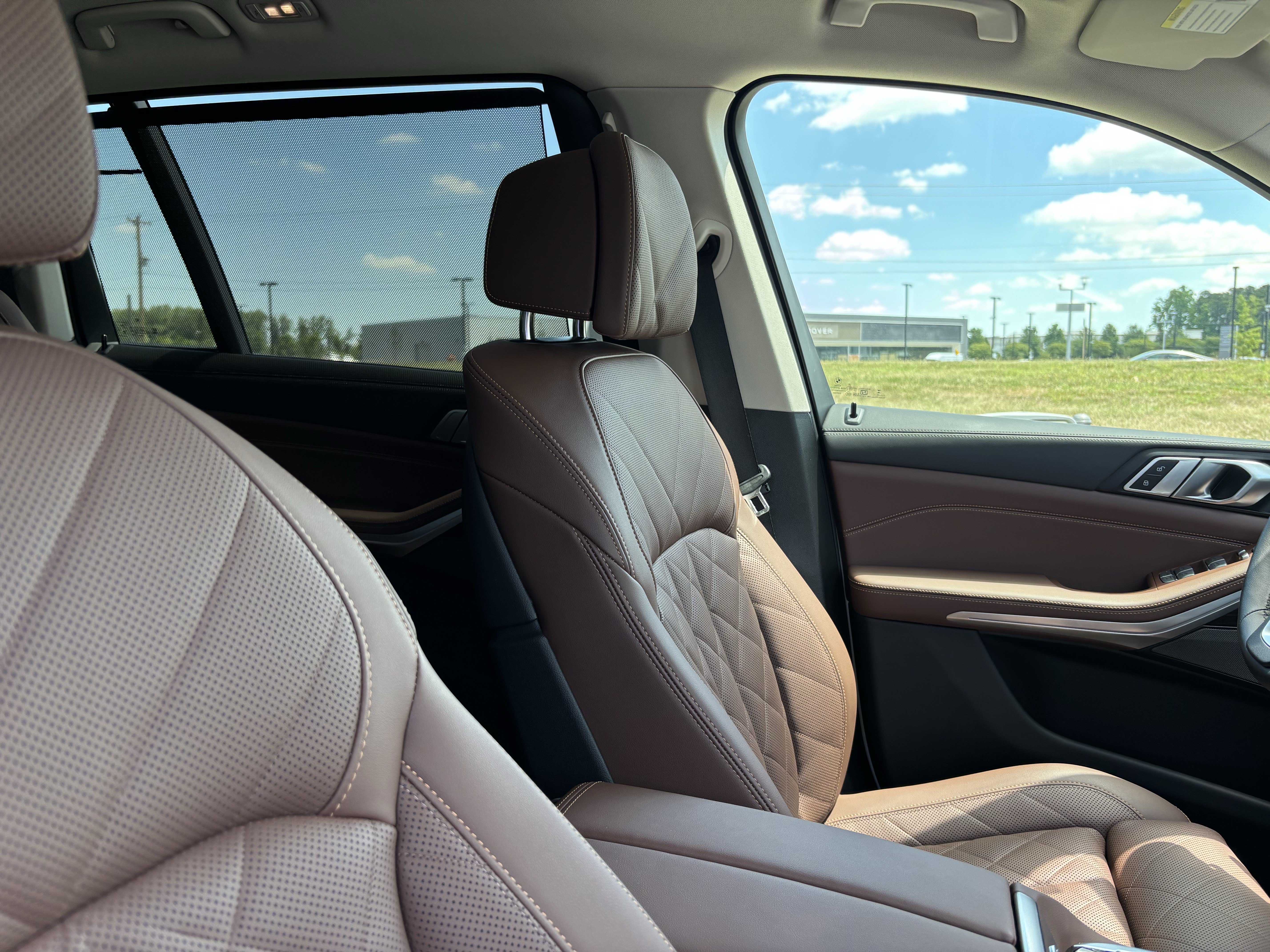 Certified 2025 BMW X7 xDrive40i AWD/4WD image 35