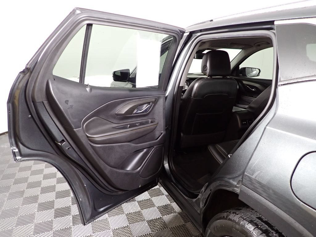 Used 2020 GMC Terrain SLT AWD/4WD image 32
