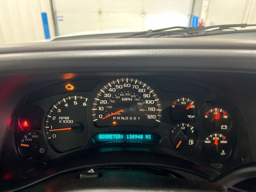 Used 2006 Chevrolet Silverado 2500 LT AWD/4WD image 12