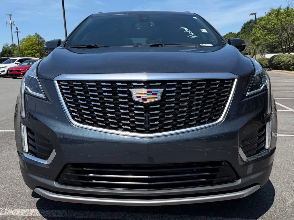 Used 2020 Cadillac XT5 Premium Luxury FWD image 2