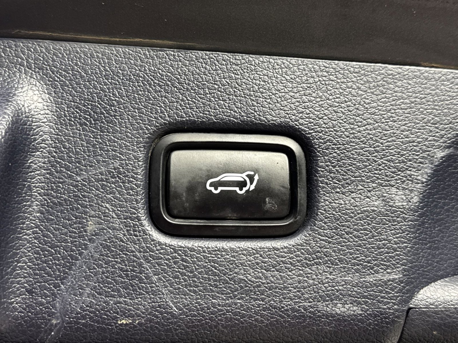 Used 2021 Hyundai Palisade Limited image 32