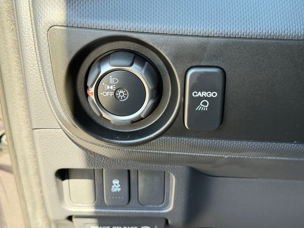 Used 2013 Honda Ridgeline RTS image 27