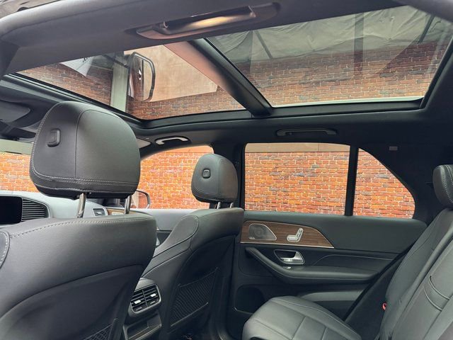 Used 2026 Mercedes-Benz GLE 350 4MATIC image 2