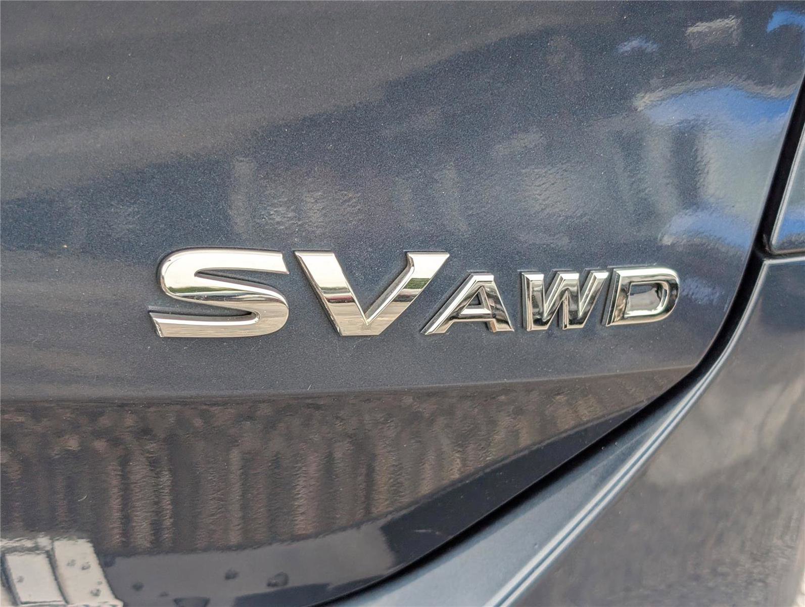 Used 2016 Nissan Rogue SV w/ SV Premium Package image 10