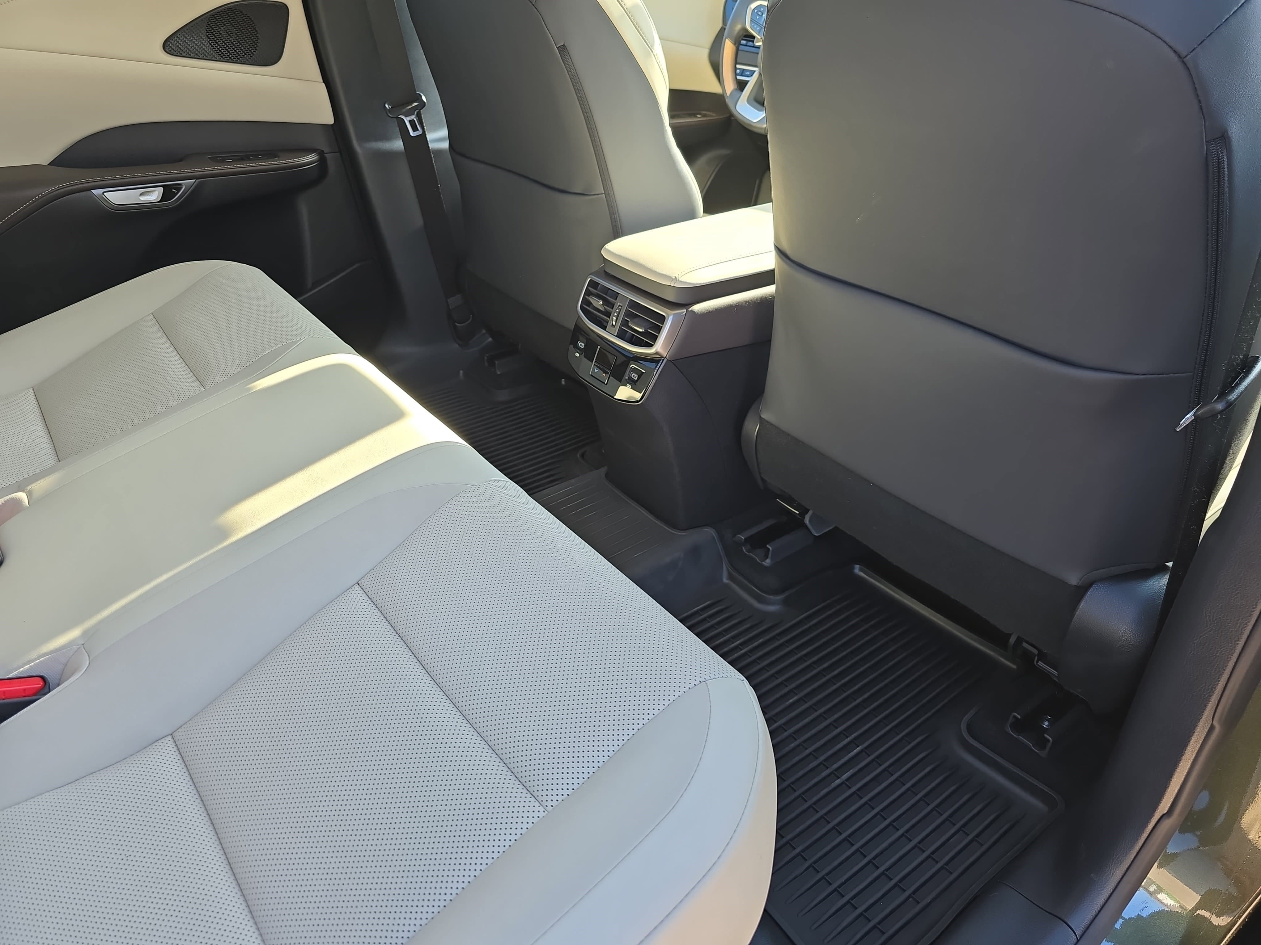 Used 2023 Lexus RX 350 Premium w/ Accessory Package image 11