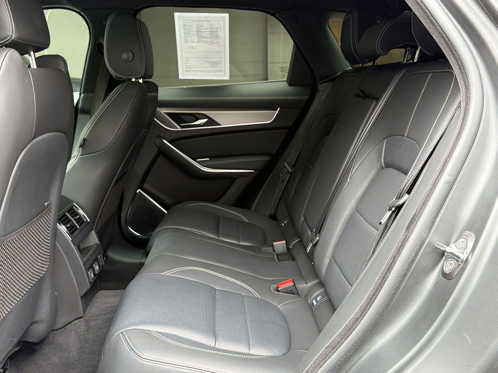 Used 2026 Jaguar F-PACE R-Dynamic S AWD/4WD image 27
