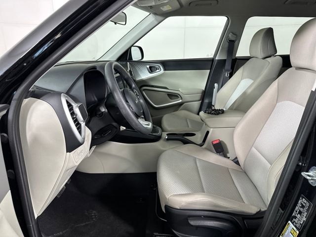Used 2022 Kia Soul LX w/ Technology Package image 11