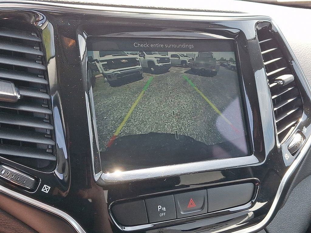 Used 2019 Jeep Cherokee Limited AWD/4WD image 18