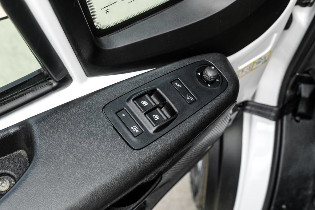 Used 2025 RAM ProMaster 2500 w/ Convenience Group FWD image 42