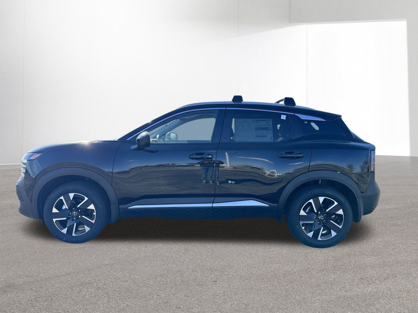 New 2026 Nissan Kicks SV w/ SV Premium Package image 30
