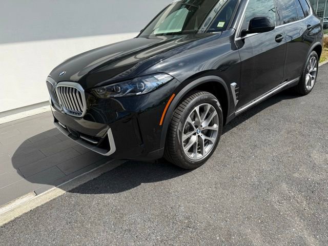 New 2026 BMW X5 xDrive40i AWD/4WD image 2