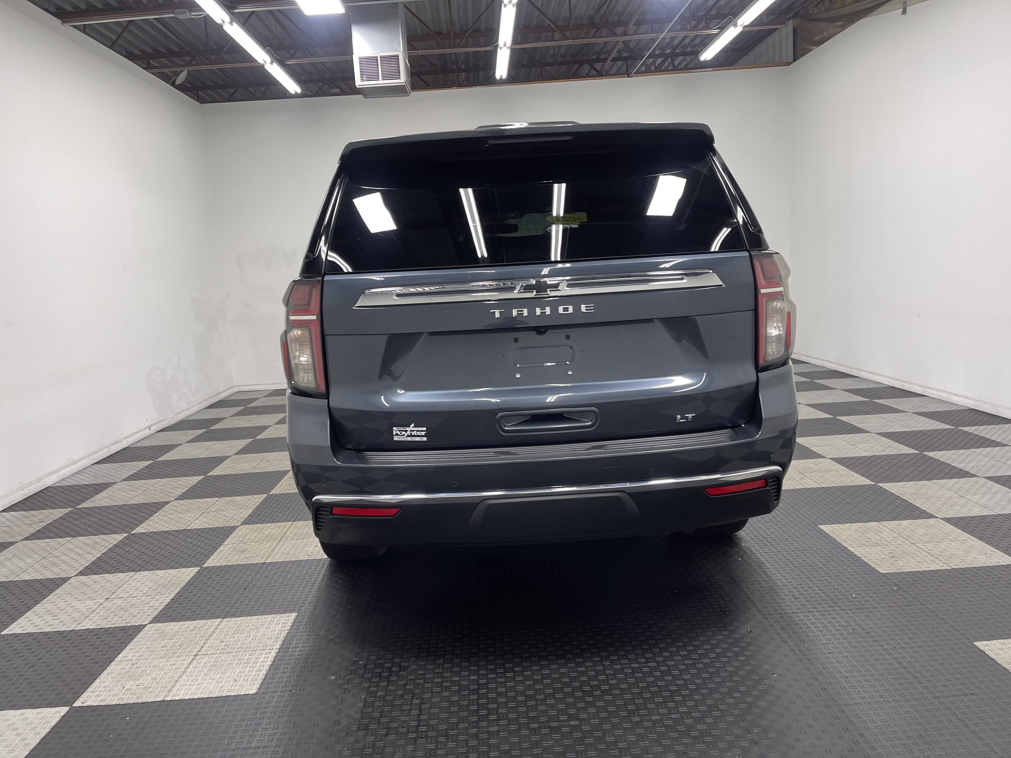 Used 2021 Chevrolet Tahoe LT image 3