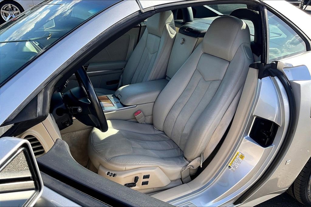 Used 2006 Cadillac XLR V image 22