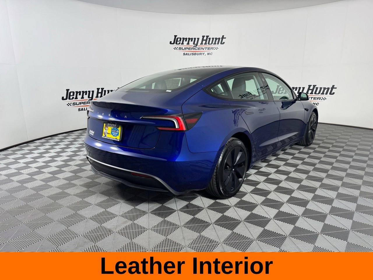 Used 2024 Tesla Model 3 Standard Range RWD image 6
