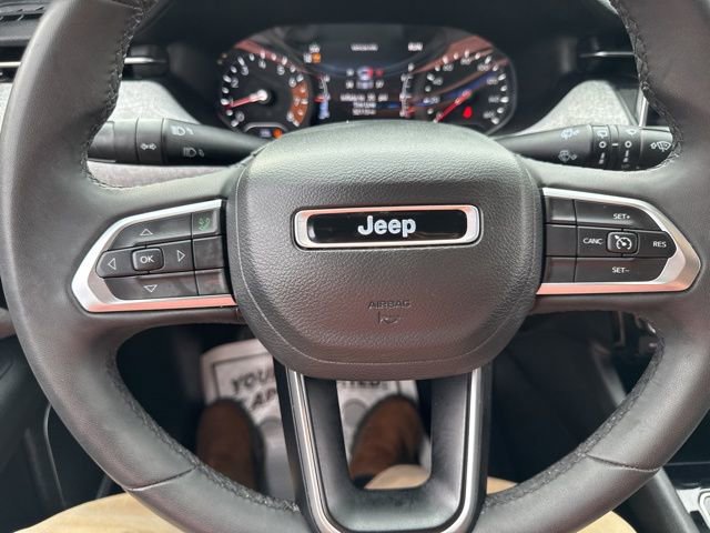 Used 2024 Jeep Compass Latitude image 29