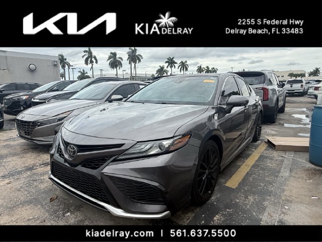 Used 2021 Toyota Camry XSE w/ Navigation Package FWD image 9