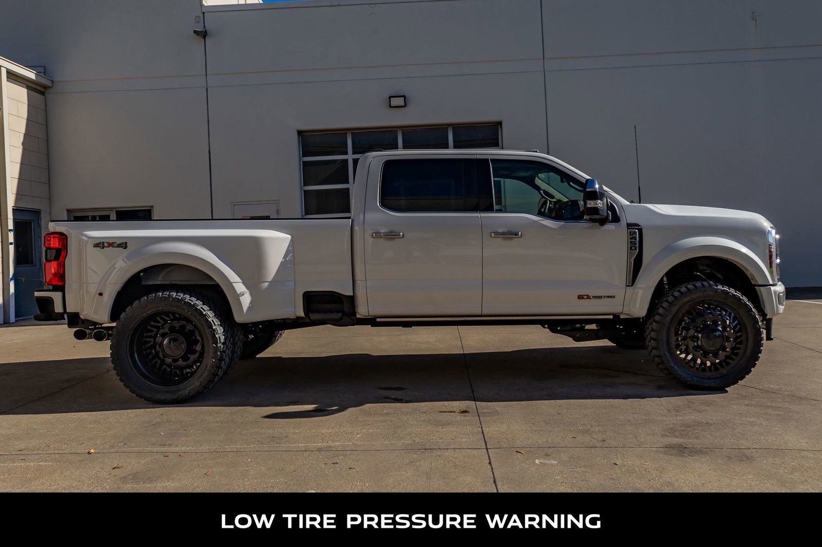 Used 2026 Ford F450 Platinum w/ Platinum Plus Package image 11