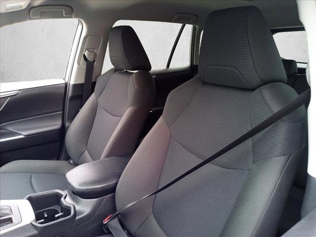 Used 2025 Toyota RAV4 LE FWD image 13