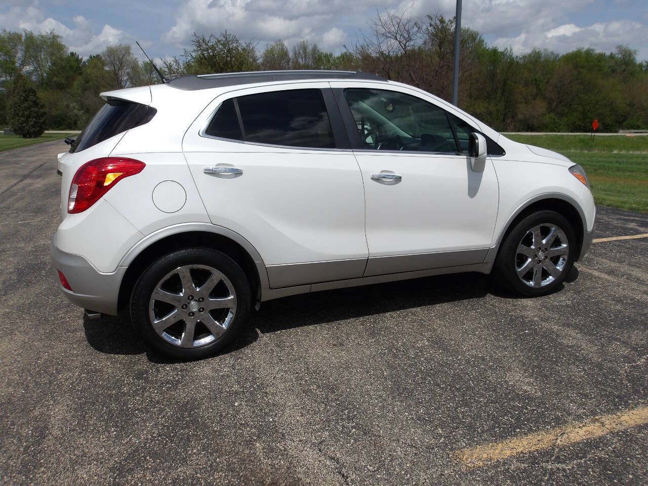 Used 2013 Buick Encore Premium AWD/4WD image 13