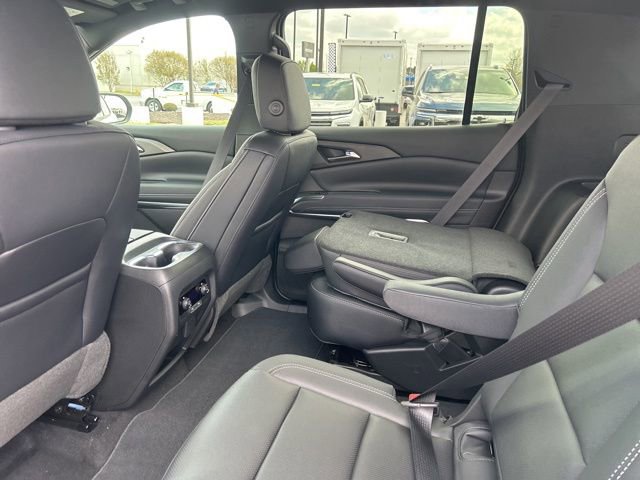 New 2026 Chevrolet Traverse LT w/ Sun and Wheel Package image 29