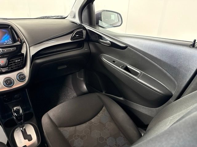 Used 2017 Chevrolet Spark LT FWD image 27