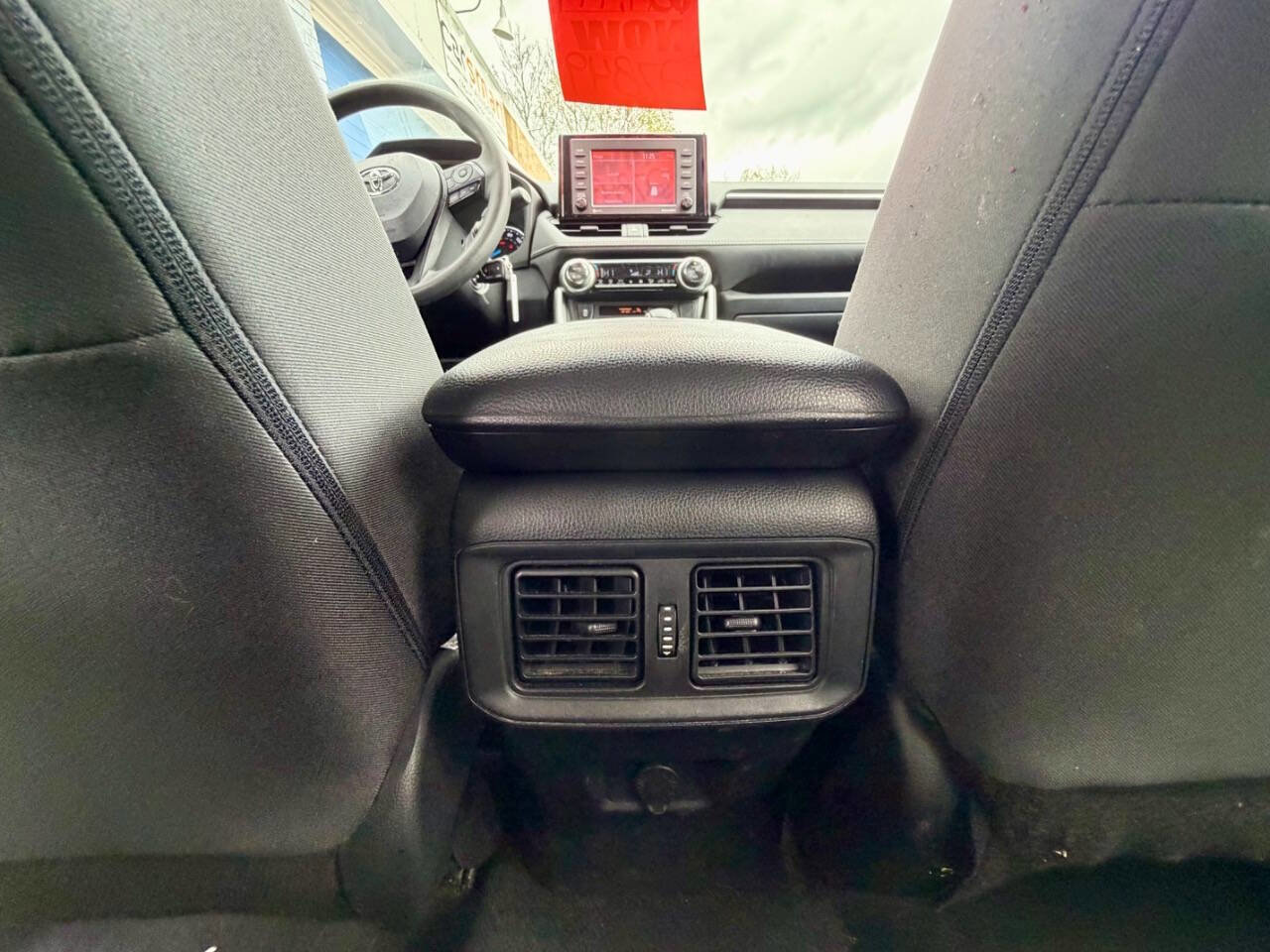 Used 2020 Toyota RAV4 LE AWD/4WD image 33