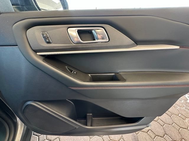 Used 2025 Ford Explorer ST AWD/4WD image 26