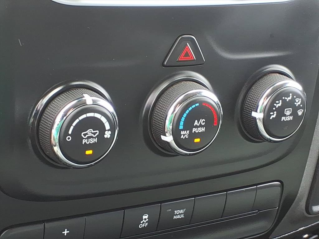 Used 2019 RAM 1500 Express w/ Express Value Package AWD/4WD image 29