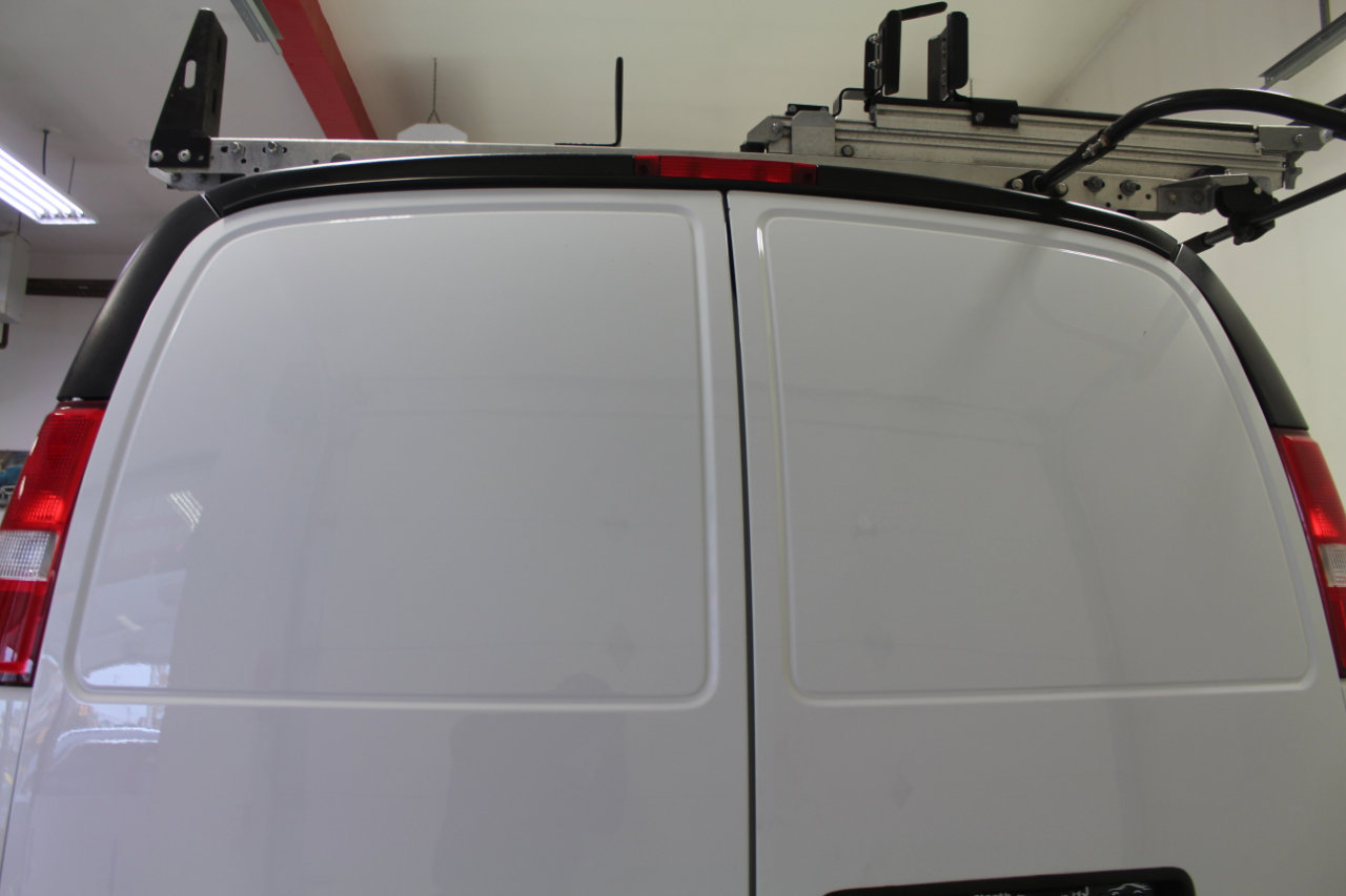 Used 2020 Chevrolet Express 2500 w/ Driver Convenience Package image 5