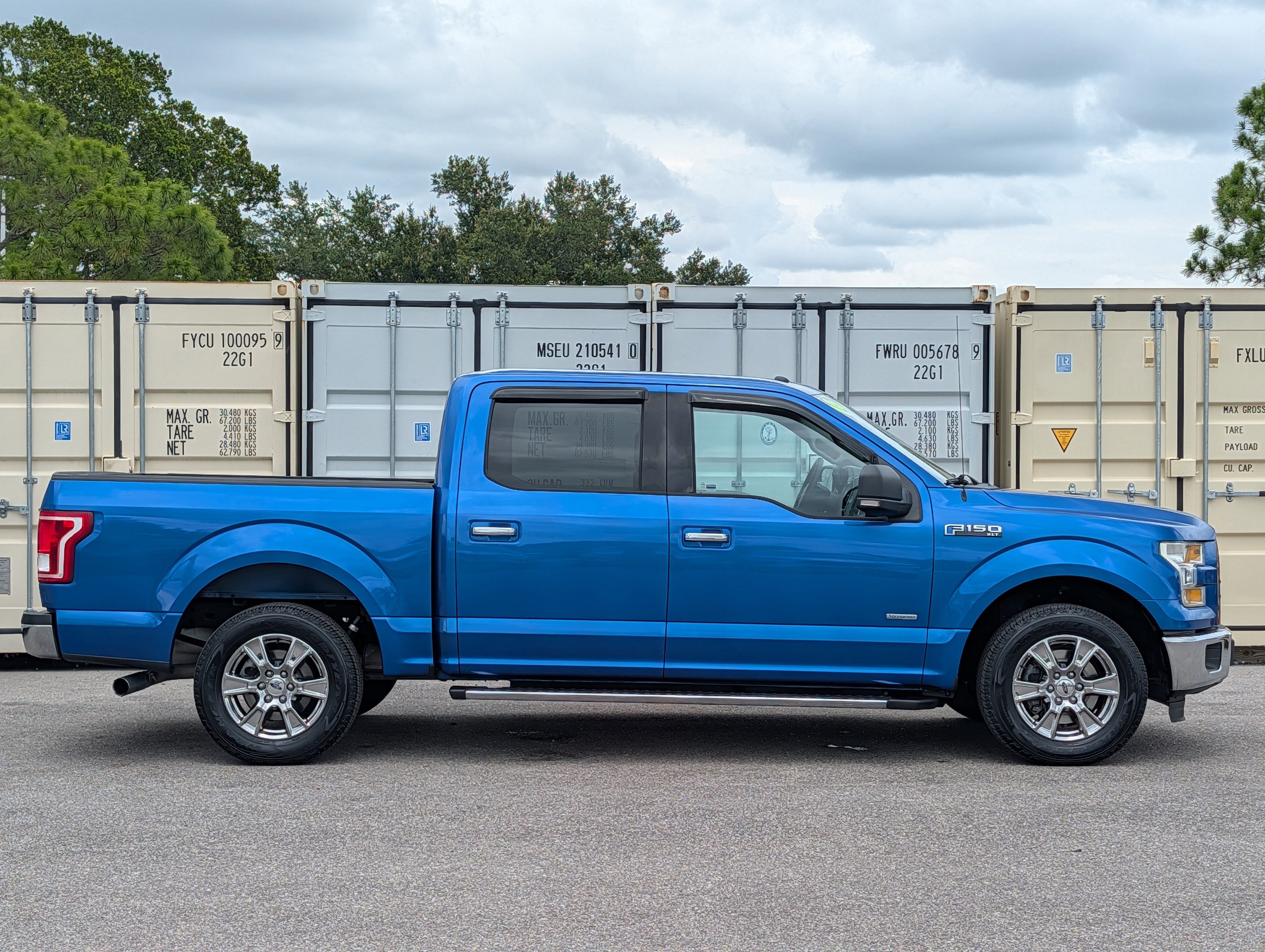 Used 2016 Ford F150 XLT w/ Equipment Group 302A Luxury RWD image 3